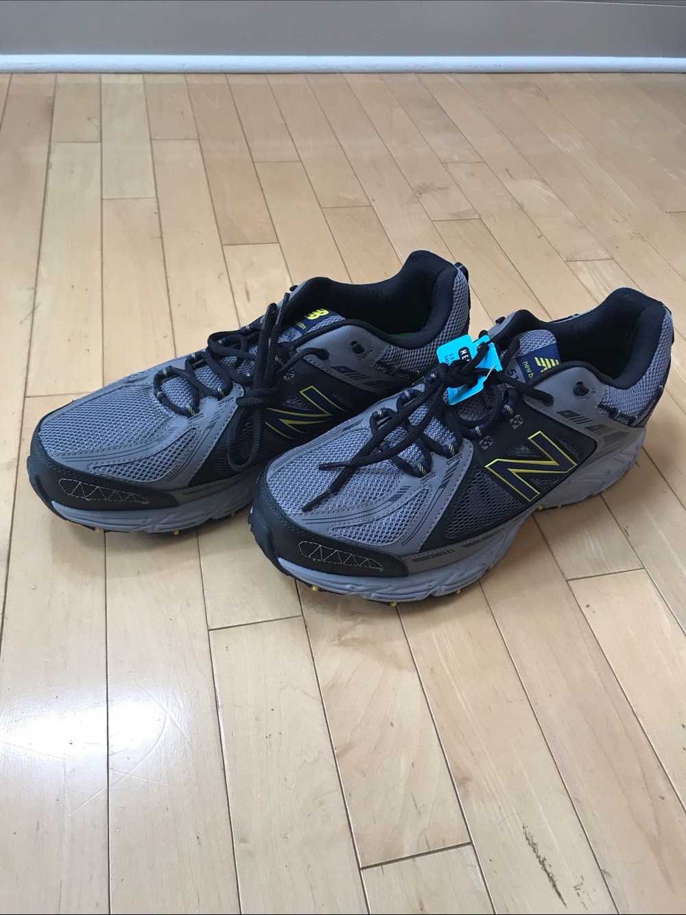 Men’s New Balance 510 v 2 sneakers-NEW! Size 13 EEEE
